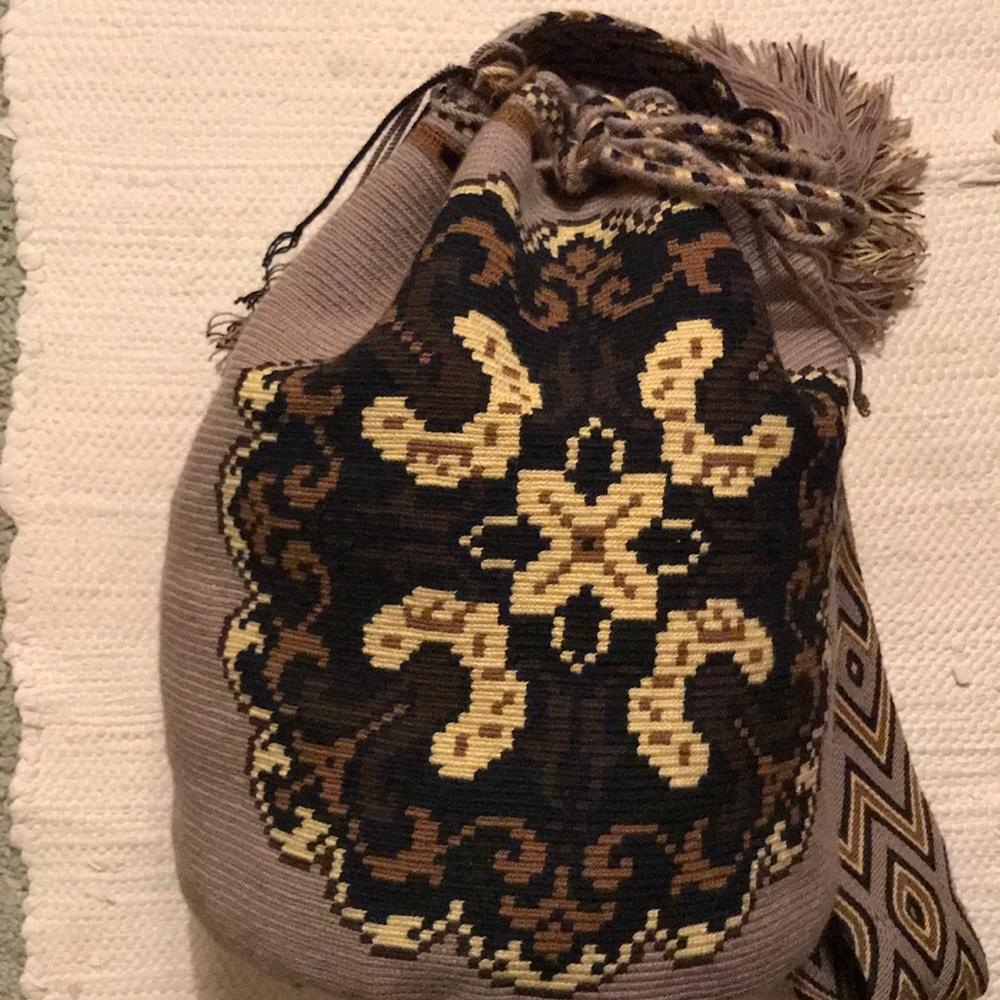 Authentic Colombian mochila, bucket bag